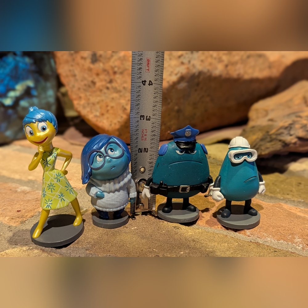 Disney Inside Out Figures Lot Of  4 Joy, Sadness, Guards, PVC, Cake ToppersSet